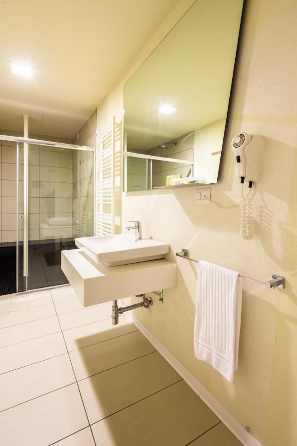 Motel Autosole Vip Castelnuovo Scrivia ภายนอก รูปภาพ