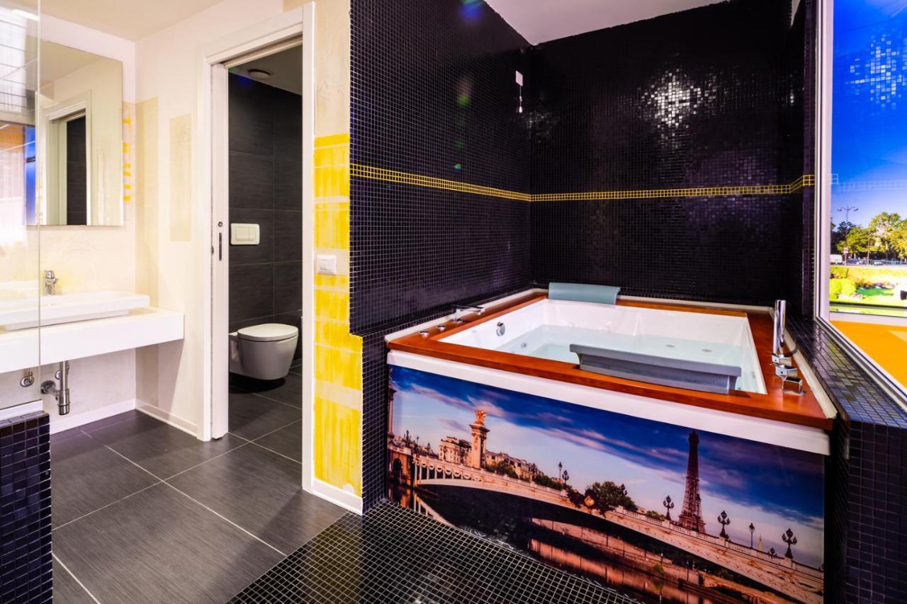Motel Autosole Vip Castelnuovo Scrivia ภายนอก รูปภาพ